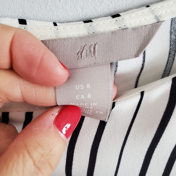 H&M Blouse - Picture 3 of 3